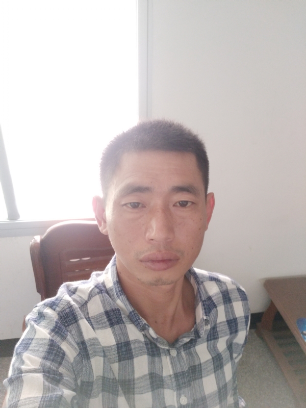 不期而遇的第一张照片--将乐婚介网