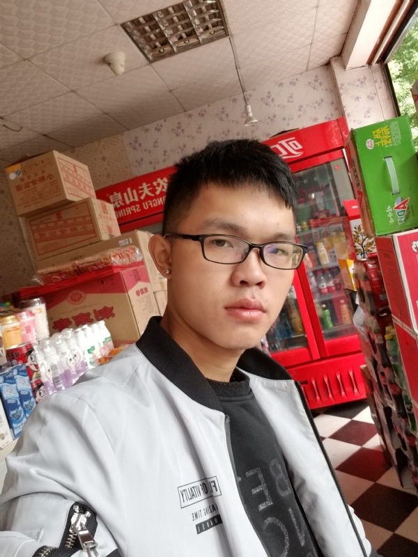柒年的第一张照片--将乐婚介网