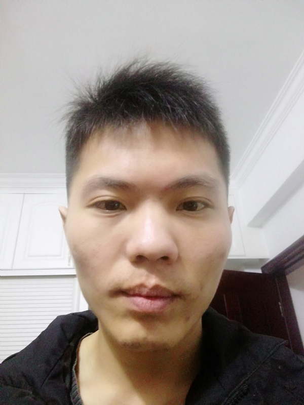陈耀阳的第一张照片--将乐婚介网
