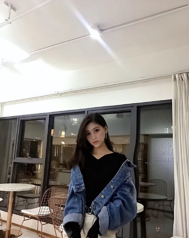 爱笑的眼睛的第一张照片--将乐婚介网