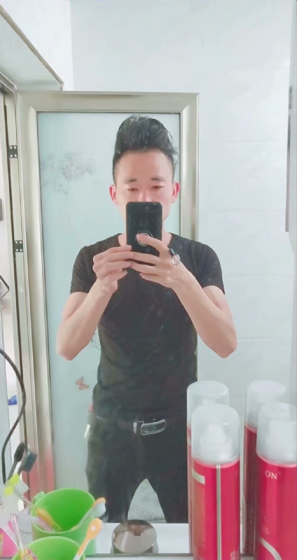 邱利平的第一张照片--将乐婚介网