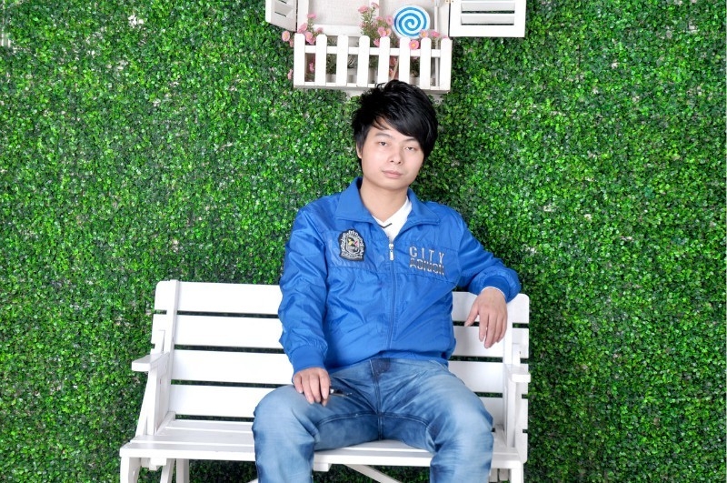 流浪的吉他的第一张照片--将乐婚介网
