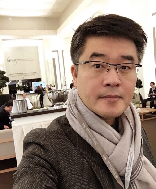 天马行空的第一张照片--将乐婚介网