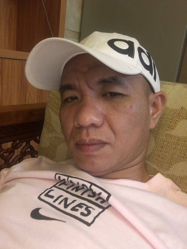 坚持到底的第一张照片--将乐婚介网