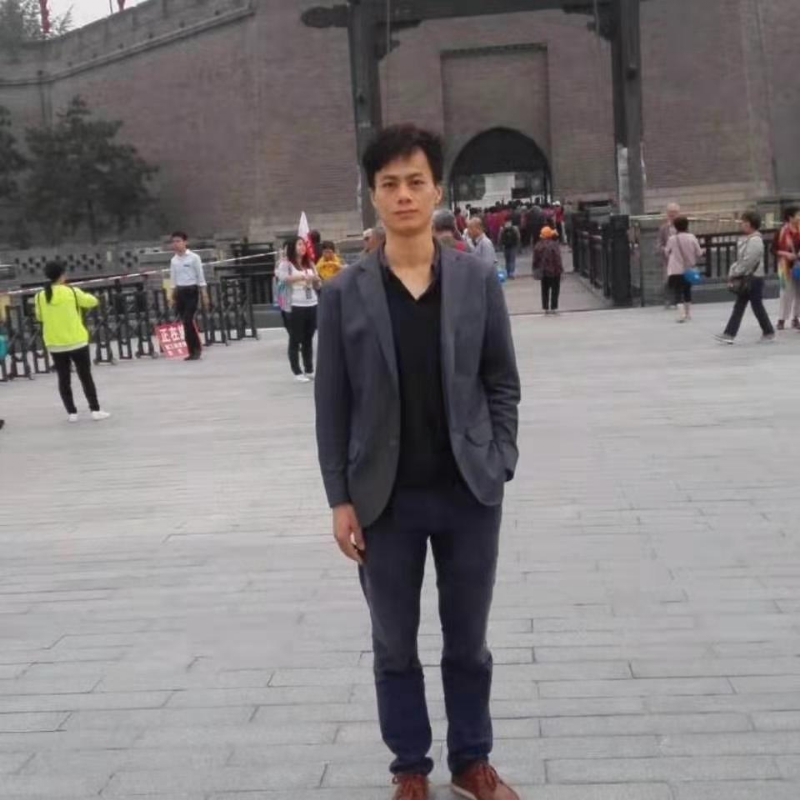 认真的第一张照片--将乐婚介网
