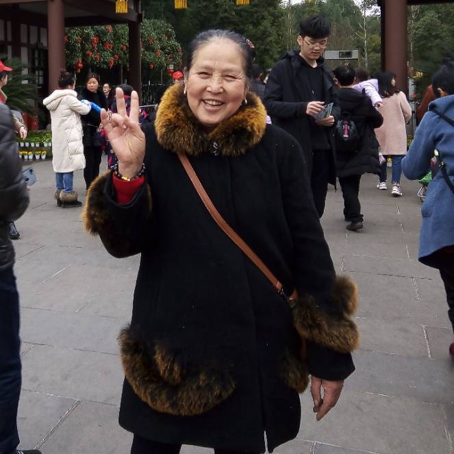 刘刘的第一张照片--将乐婚介网