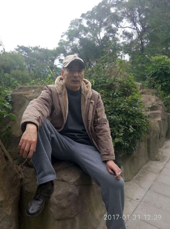 热腾腾的第一张照片--将乐婚介网