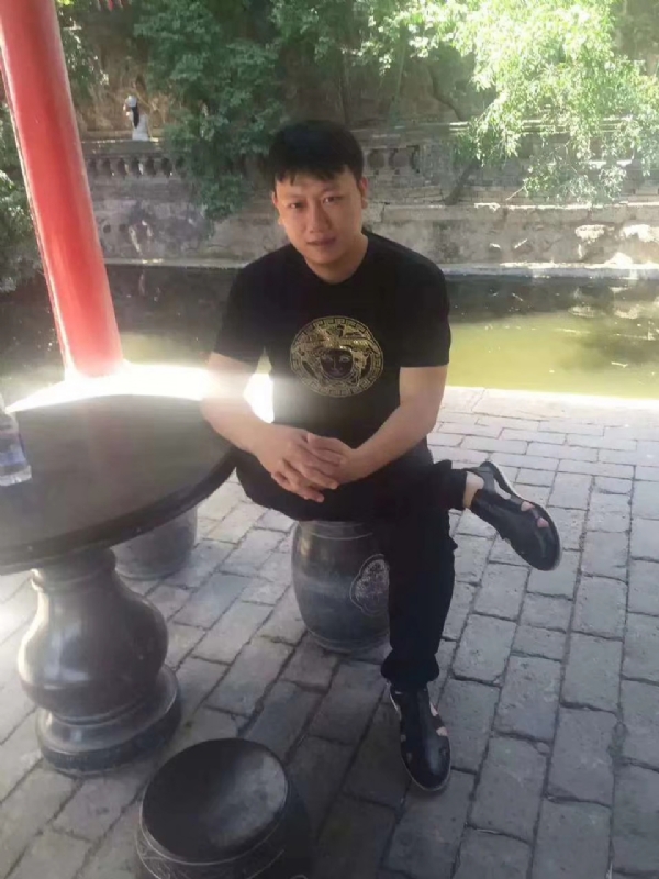 阿斌的第一张照片--将乐婚介网