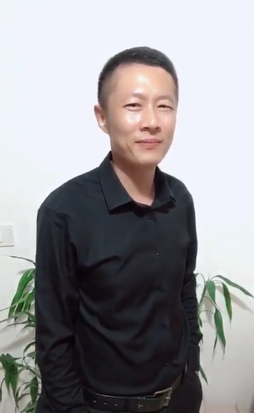 地huhi的第一张照片--将乐婚介网