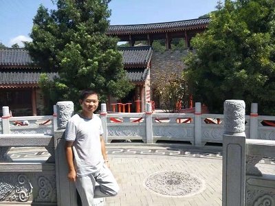 方向的第一张照片--将乐婚介网