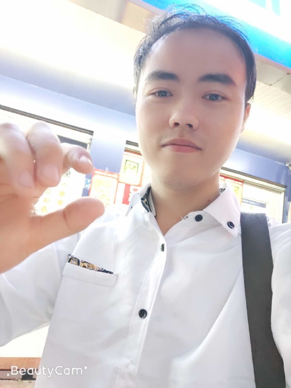 开心就好的第一张照片--将乐婚介网