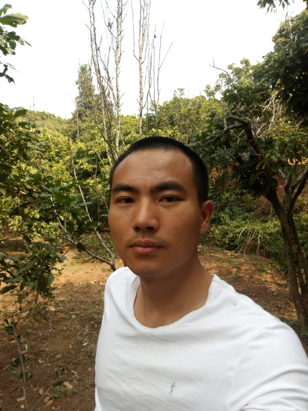 简单的第一张照片--将乐婚介网