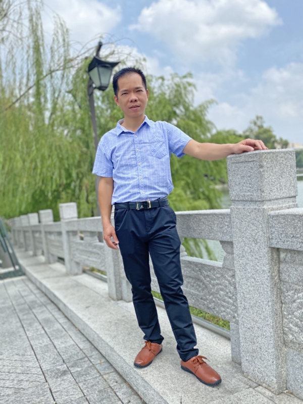 奇峰向阳的第一张照片--将乐婚介网