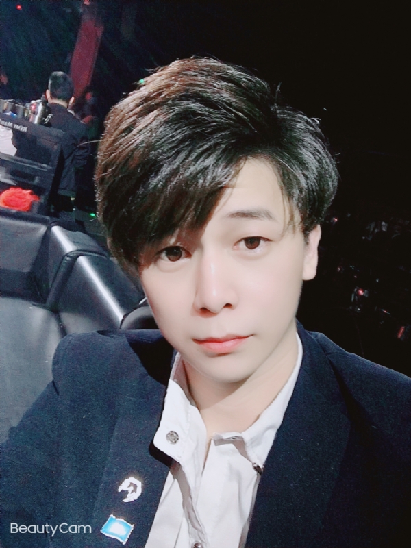 梦晨的第一张照片--将乐婚介网