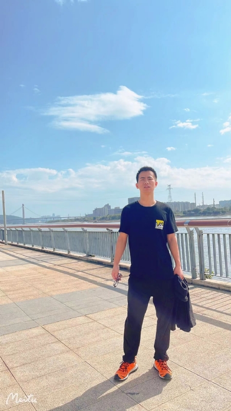 小螃蟹的第一张照片--将乐婚介网
