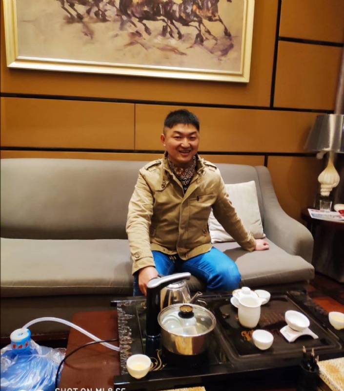 晨曦的第一张照片--将乐婚介网