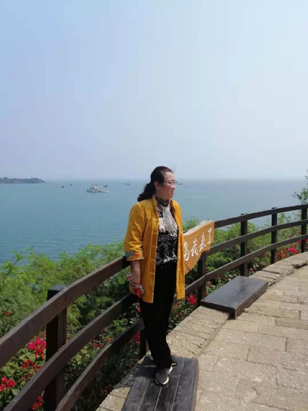 曦若半秋的第一张照片--将乐婚介网