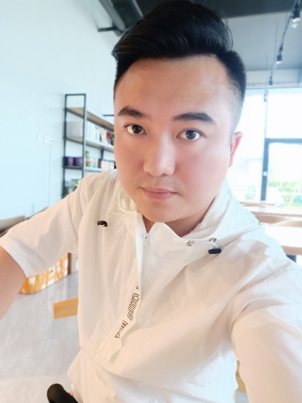 王先生的第一张照片--将乐婚介网