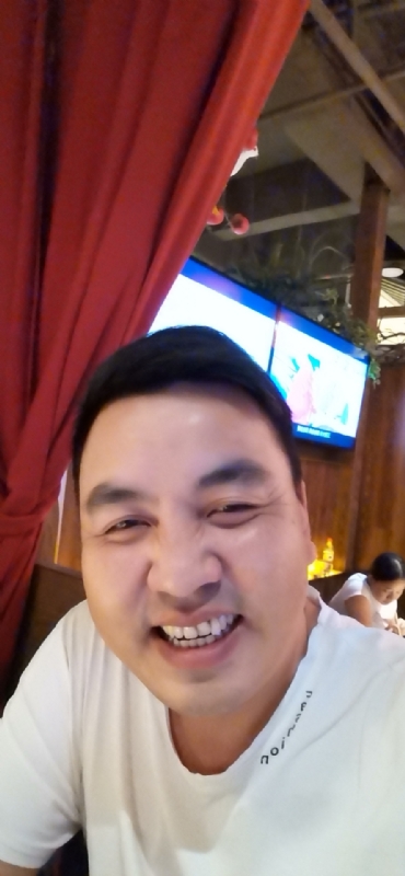 泉哥的第一张照片--将乐婚介网