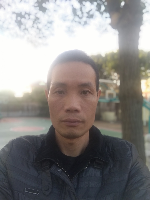 王耀明的第一张照片--将乐婚介网