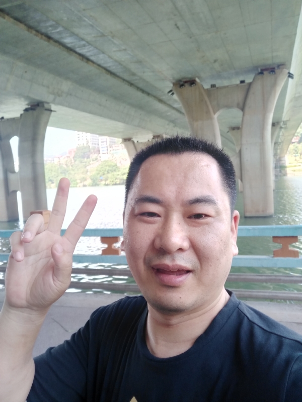 上人的第一张照片--将乐婚介网