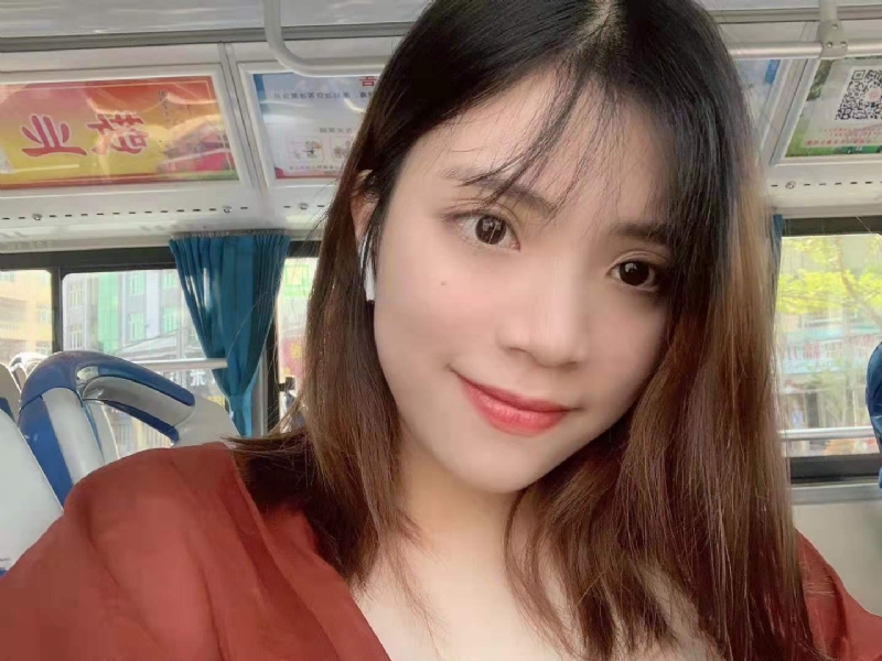 小眼睛的第一张照片--将乐婚介网
