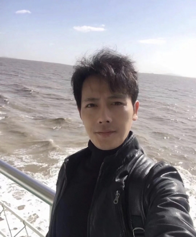 疯狂的小鱼的第一张照片--将乐婚介网