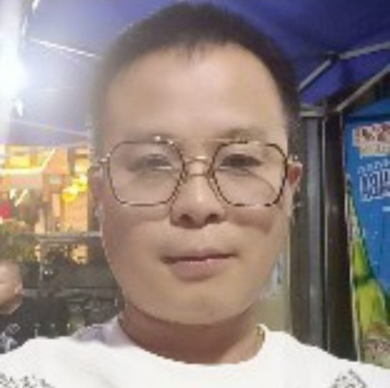 逍遥霸道的第一张照片--将乐婚介网