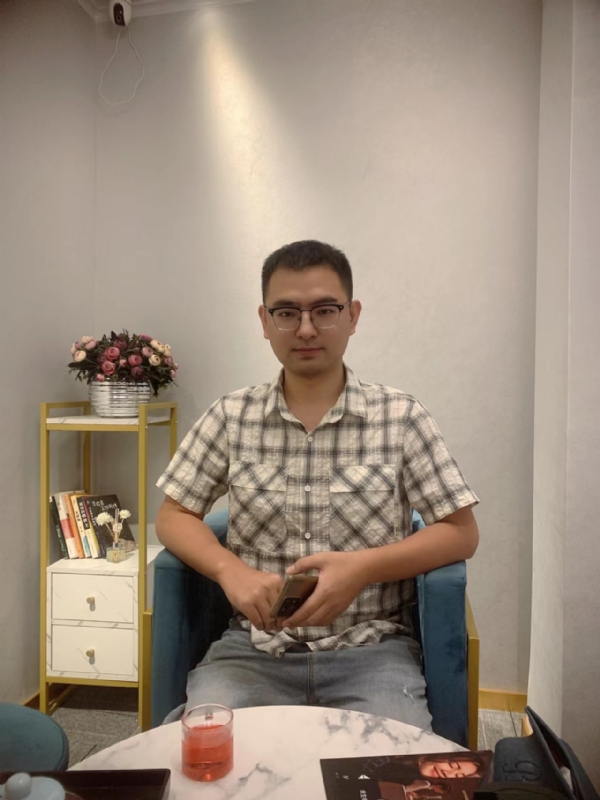 微尘的第四张照片--将乐婚介网