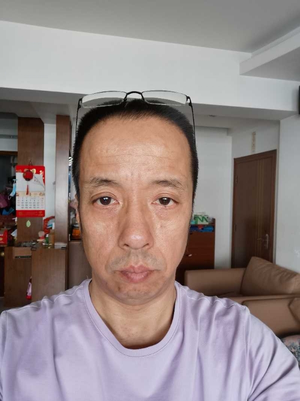 萨博的第一张照片--将乐婚介网
