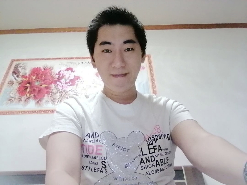 缘分天定的第一张照片--将乐婚介网
