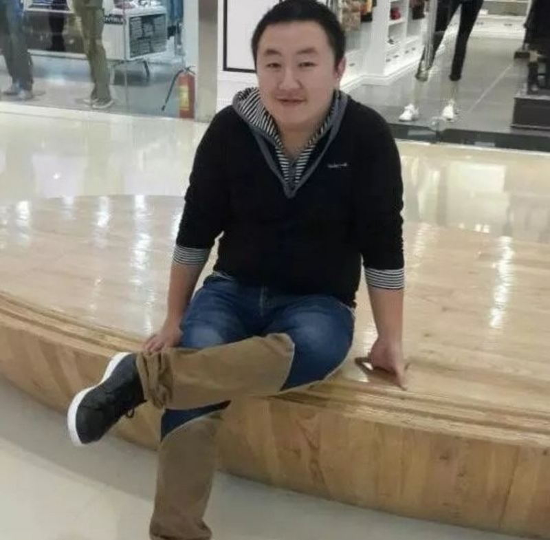 牛哥的第一张照片--将乐婚介网