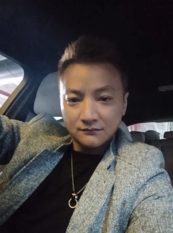 夜、有雨敲窗的第三张照片--将乐婚介网