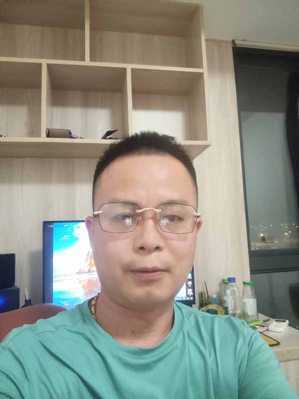 逍遥霸道的第一张照片--将乐婚介网