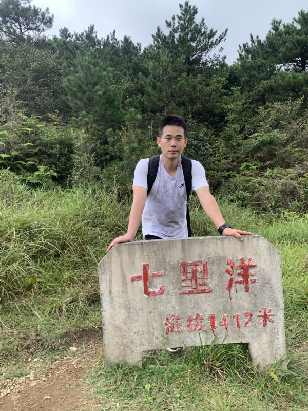 小朱佩奇的第一张照片--将乐婚介网