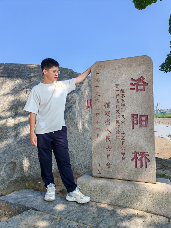风尘的第一张照片--将乐婚介网