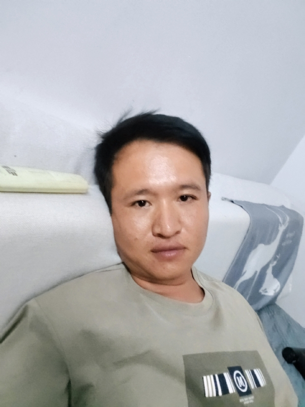 陌生人的第三张照片--将乐婚介网