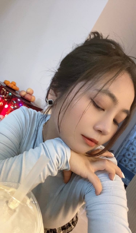 艳秋的第一张照片--将乐婚介网